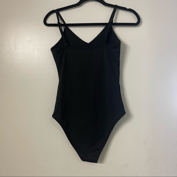 Basic black bodysuit size XS - Picture 2 of 4